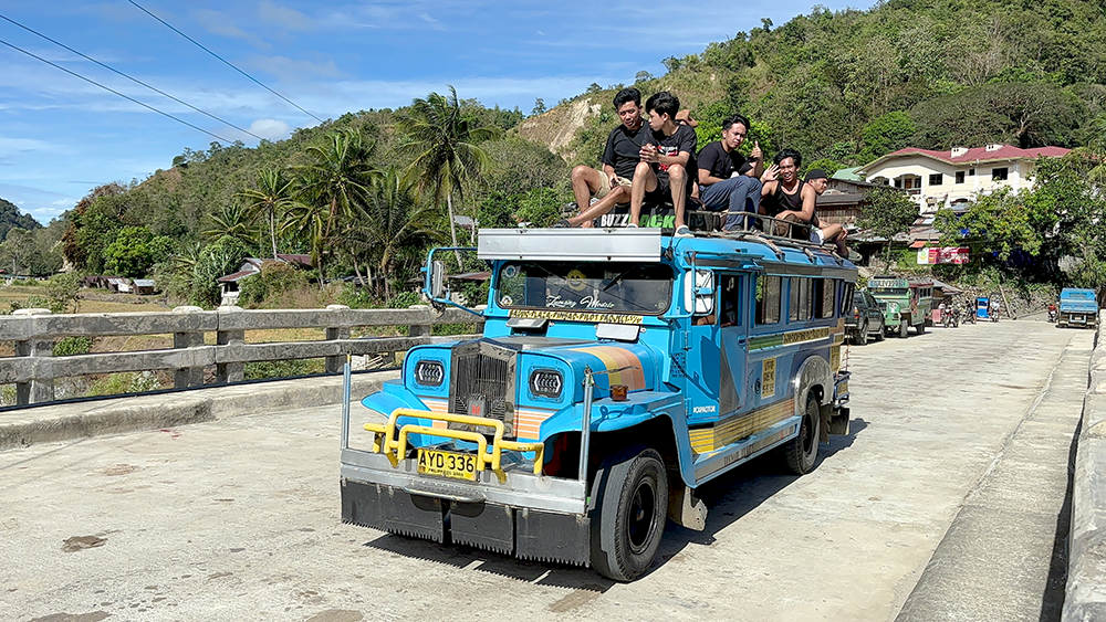Jonis Asian Store - Jeepney